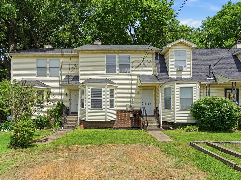 1215 Timber Valley Dr