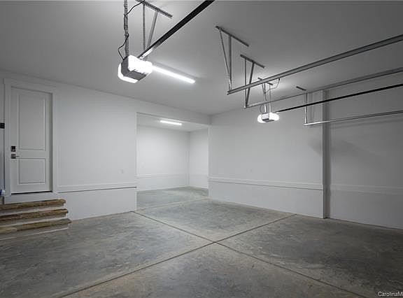 3rd image of 341 Dover Ave