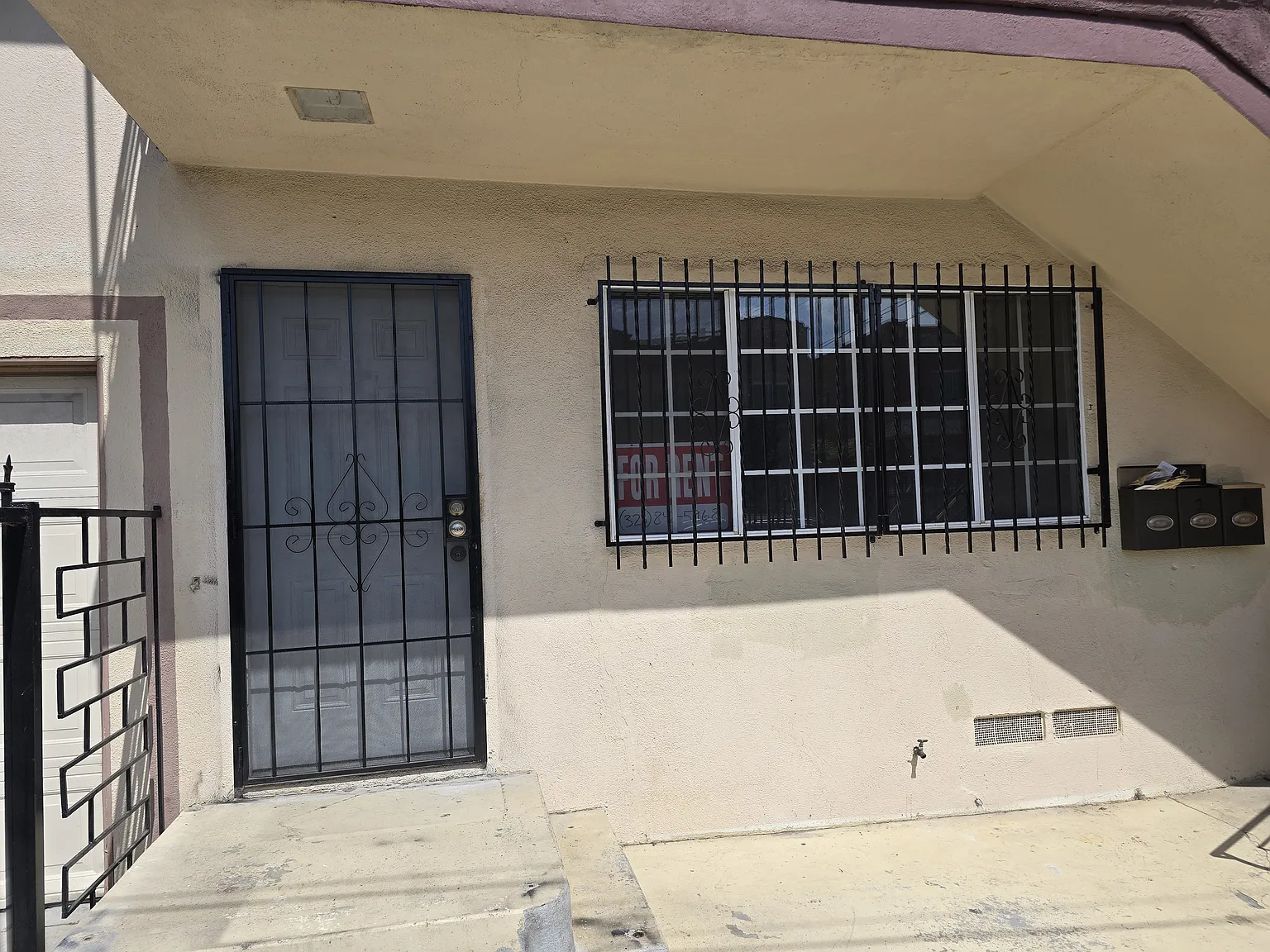 2 bed, 800 sqft, $2,500 — Photo 2