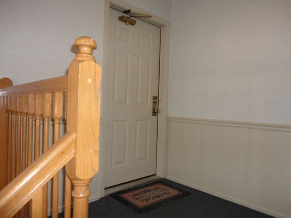 4th image of 2323 Knollwood Ct Unit W2
