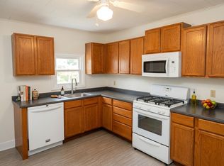 183 Sumner St Floor 2, Stoughton, MA 02072