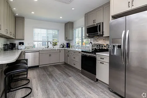 1409 Jefferson Ave #A4 Photo 1 1409 Jefferson Ave #A4 Photo 1