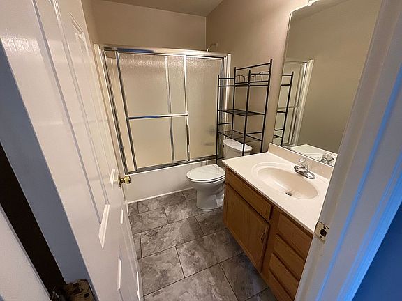 2nd image of 104 Franklin Ave