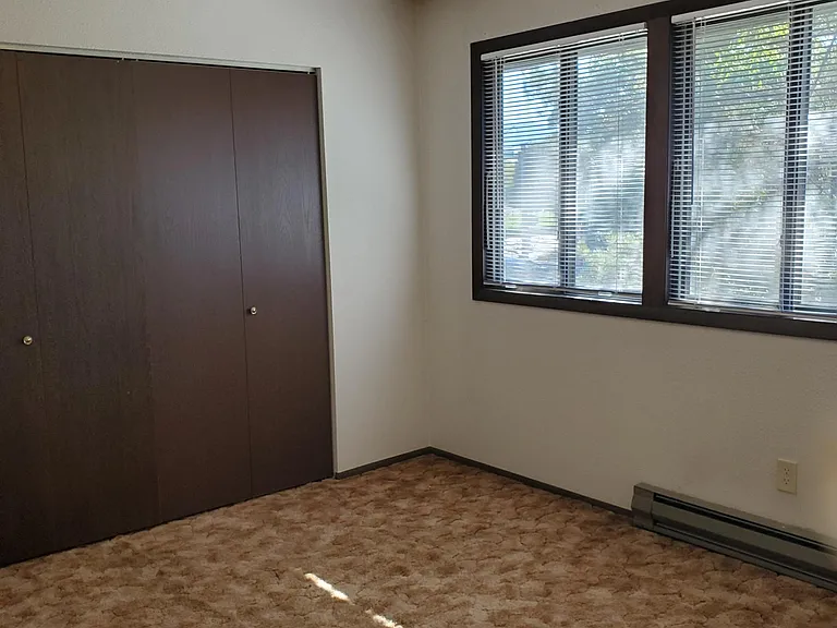 425 Stephens Ave #VARIOUS — Photo 7