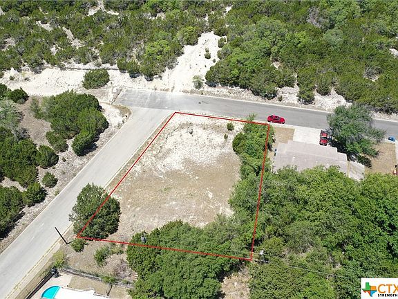 4th image of 902 N 7th St
