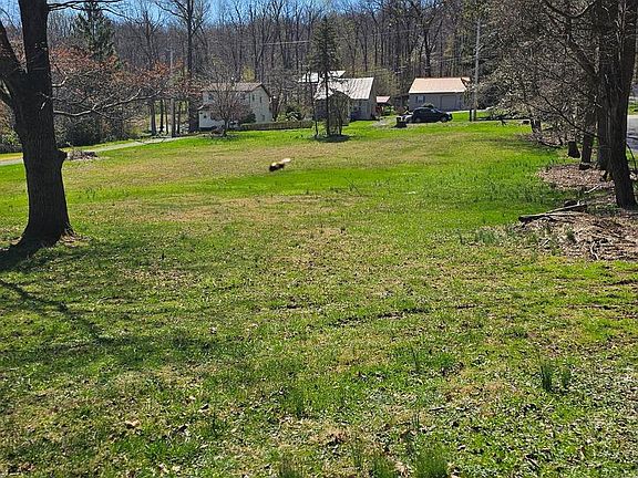 4th image of 993 Mount Wilson Rd