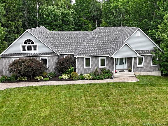3rd image of 410 McLeod Hill Rd