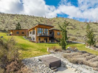 111 Hawks Meadow, Chelan, WA