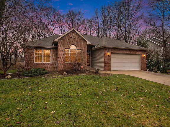 2nd image of 9105 Richland Woods Dr