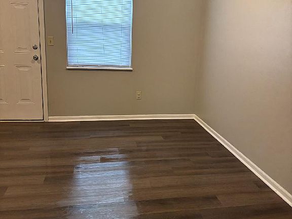 3rd image of 2659 Sandbury Blvd #2659