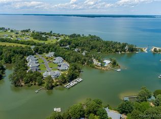 271 Chesapeake Watch Rd APT 2A, Deltaville, VA 23043