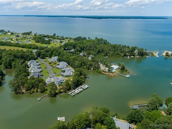 271 Chesapeake Watch Rd APT 2A, Deltaville, VA 23043