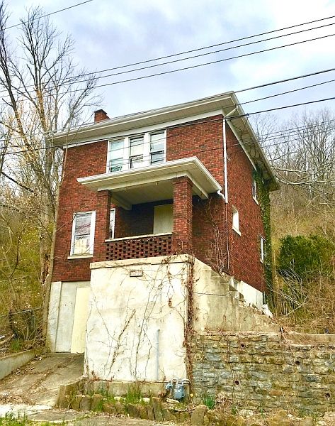 1st image of 660 Steiner Ave