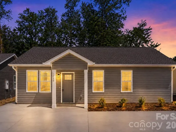1294 18th St NE, Hickory, NC 28601