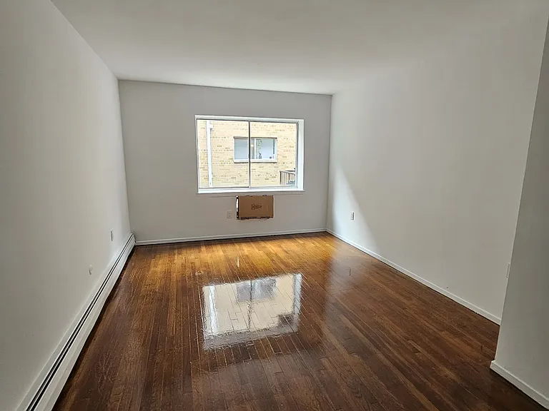 765 Vose Ave #B6 — Photo 3