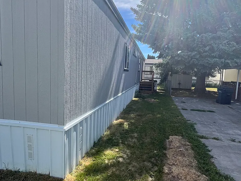 1804 N Pinewood Dr — Photo 11