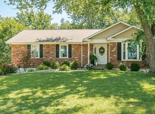 1532 Sundowner Dr, Saint Charles, MO 63303