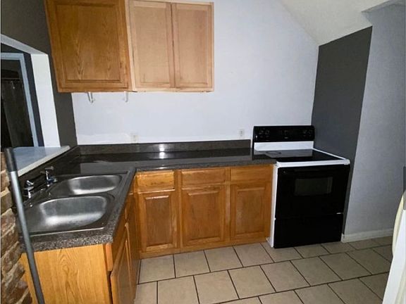 5th image of 125 W Penning Ave #B