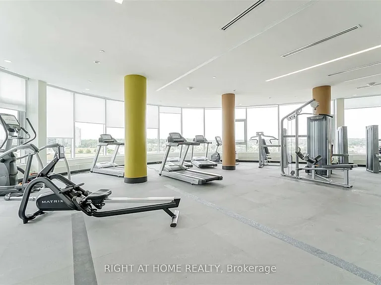2520 Eglinton Ave W #1713 — Photo 20