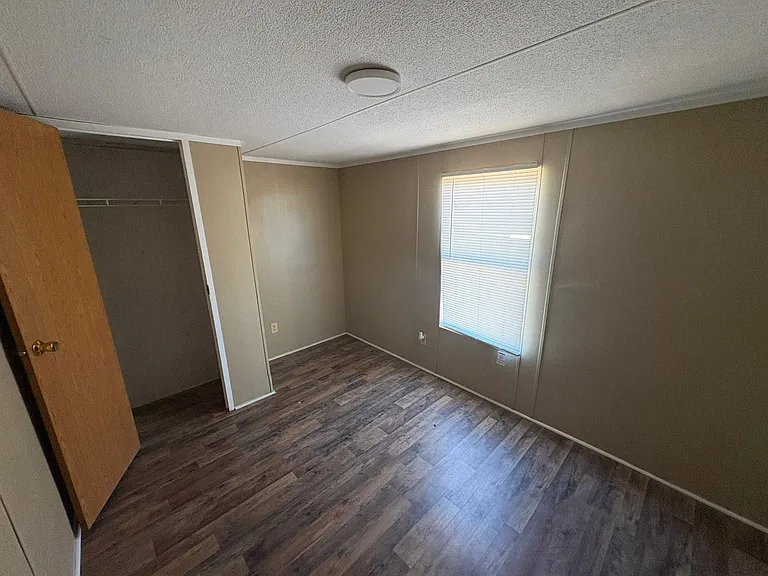 107 Countryside Estates Rd — Photo 2