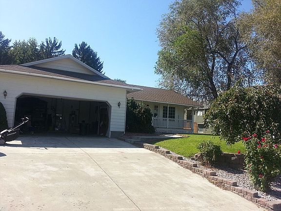 4th image of 212 S Zinser St