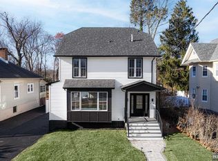 92 Knickerbocker Rd, Englewood, NJ 07631