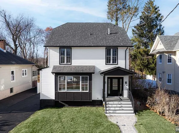 92 Knickerbocker Rd, Englewood, NJ 07631