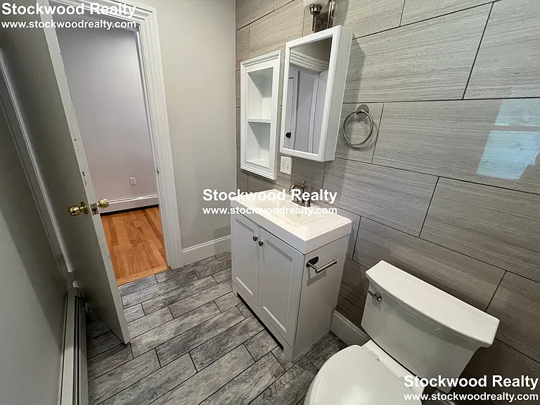 90 Lyndhurst St #5 — Photo 27