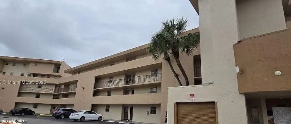1st image of 8897 Fontainebleau Blvd