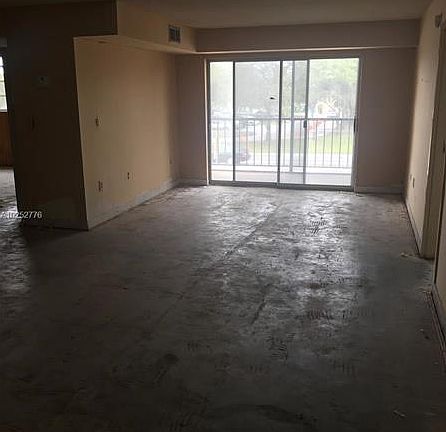 3rd image of 1250 NE 125th St APT 201-A