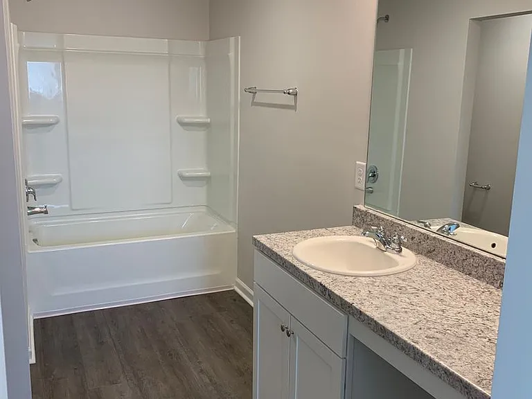 12391 Waterbury Dr — Photo 11