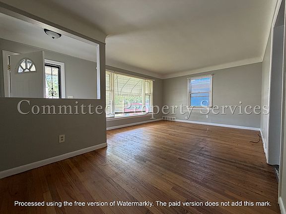 2nd image of 8889 Plainview Ave
