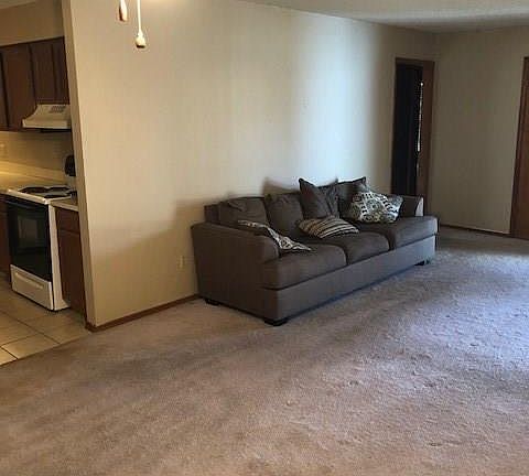 2nd image of 1319 Clearwater Dr