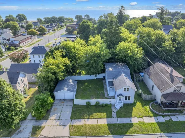 1715 S 9TH STREET, Sheboygan, WI 53081