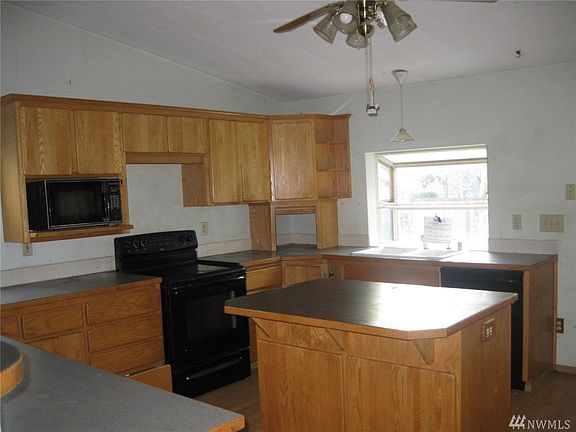 4th image of 11016 125th St Ct S