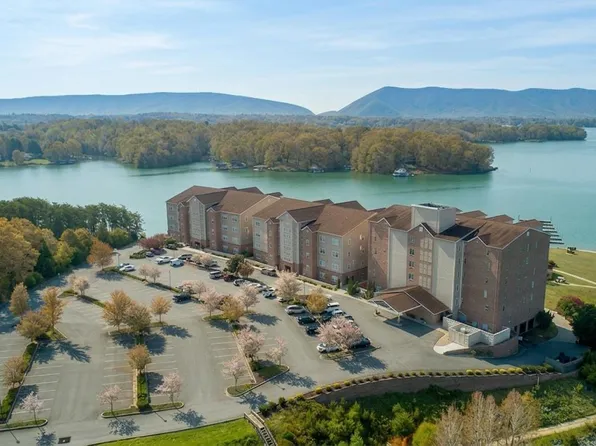 1273 Graves Harbor Trl #3403, Huddleston, VA 24104