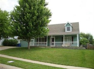 1402 Andrea Dr, Liberty, MO 64068