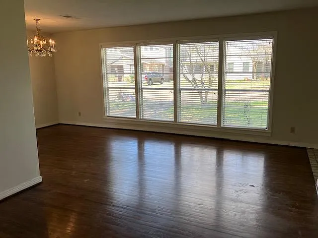 3844 Beechwood Ln — Photo 3