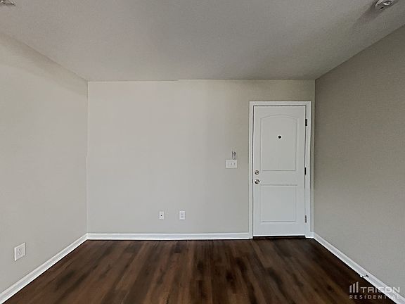 5th image of 7505 Scarborough Pl