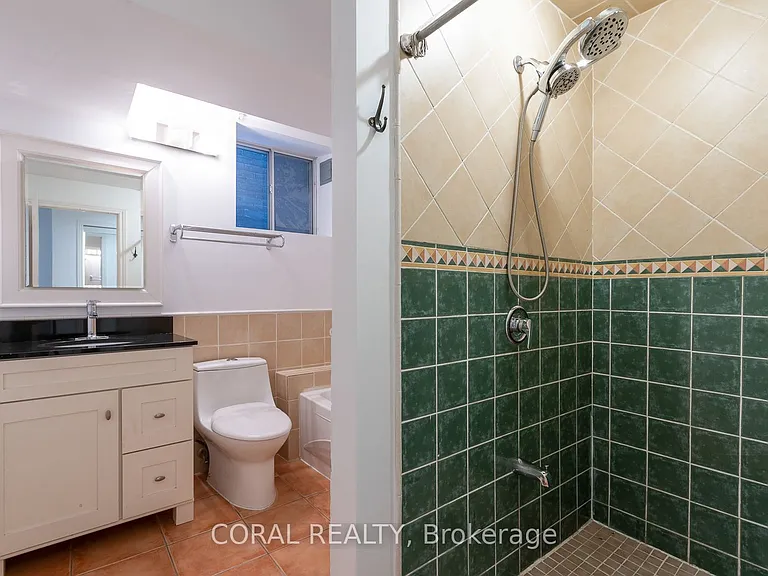 49 Jerome St #LOWER — Photo 13