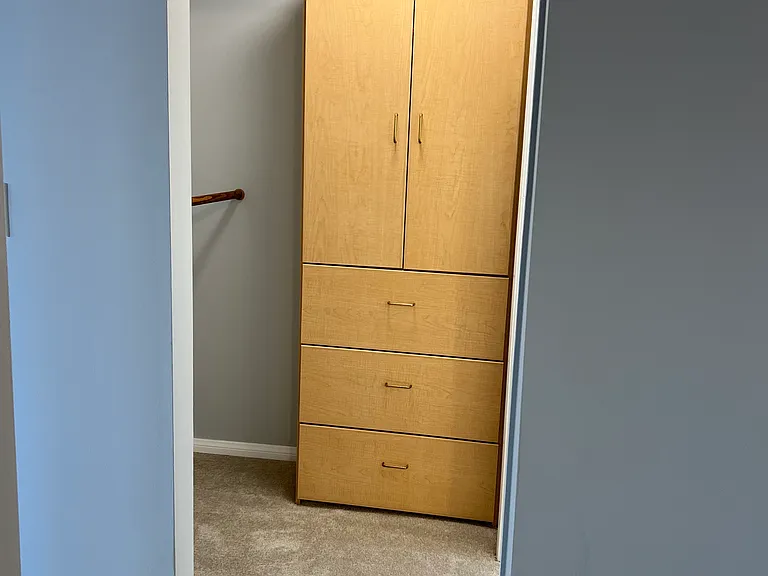 360 N Termino Ave — Photo 13