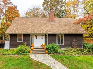 44 Victoria Dr, Colchester, CT 06415