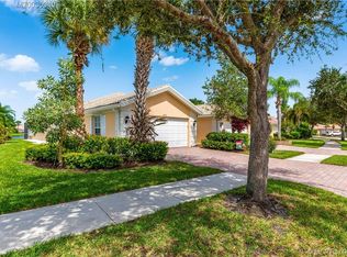 9113 SE Hawks Nest Ct, Hobe Sound, FL 33455