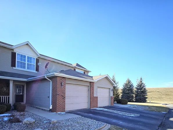 817 Flagstone Dr, Dyer, IN 46311