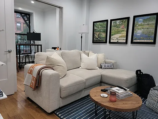 Rented by OGI Management | media 10