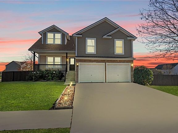 2nd image of 629 N Rockwell Ct