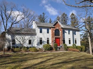 17 Roland Rd, New Providence, NJ 07974