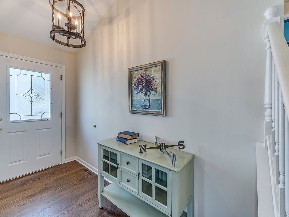 1414 E Elm St, Wheaton, IL 60189 Zillow