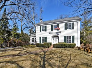 526 E Scranton Ave, Lake Bluff, IL