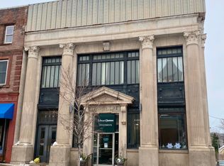 238 Quincy St, Hancock, MI 49930